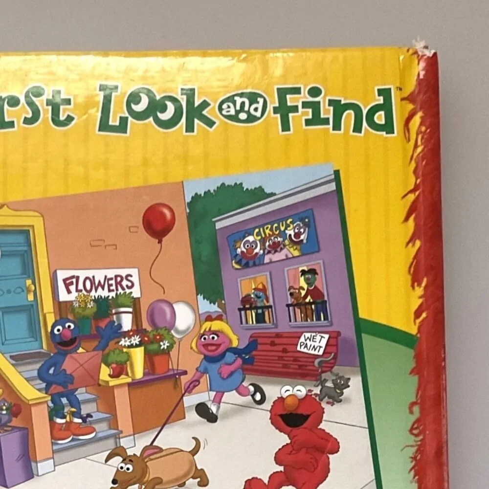VINTAGE SESAME STREET ELMO & FRIENDS LOOK AND FIND BIG BOOK